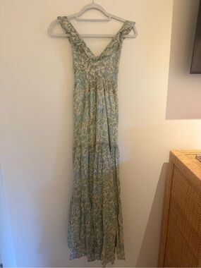 Floral V-Neck Maxi Dress in Sage Green